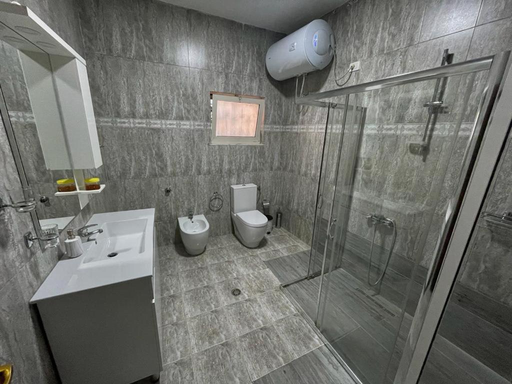 City Center Apartment ティラナ エクステリア 写真