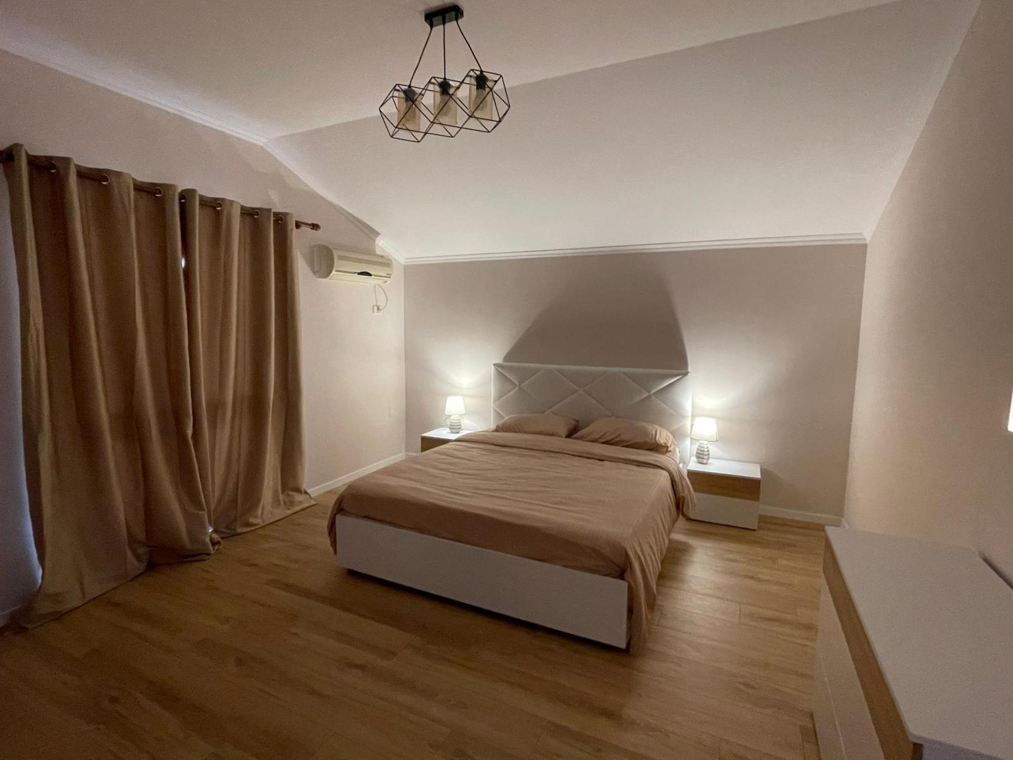 City Center Apartment ティラナ エクステリア 写真