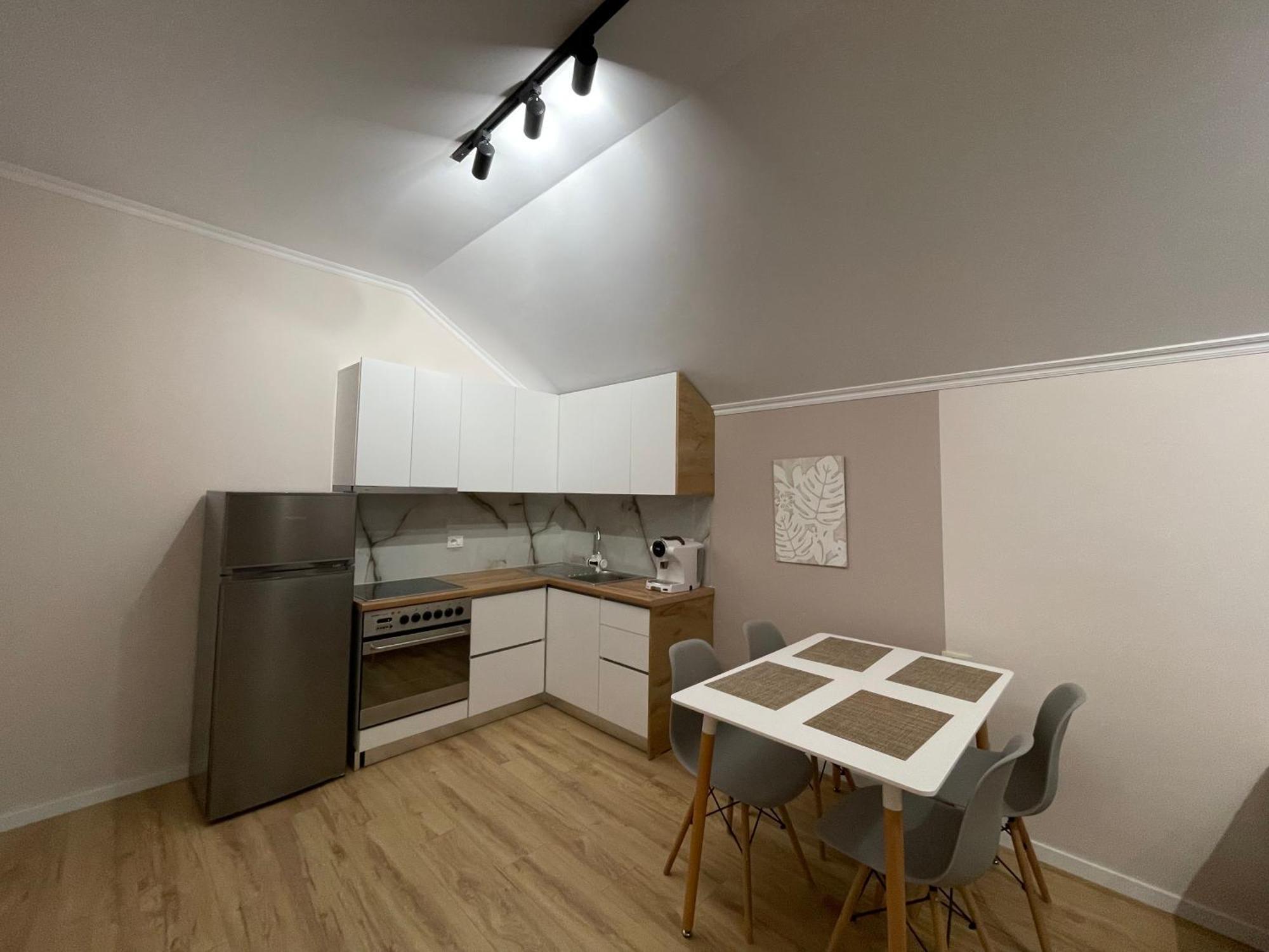 City Center Apartment ティラナ エクステリア 写真